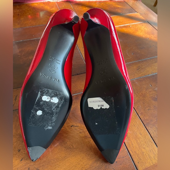 Via Spiga Red Patent Leather Kitten Heel Booties Size 7.5 NWOT - Picture 8 of 12